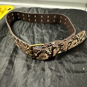 Brandy Melville women’s belt